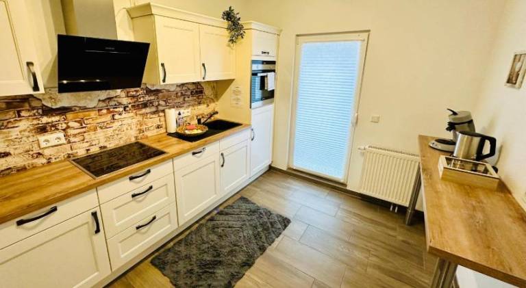 Apartment with 1 room for 4 persons — photo 2