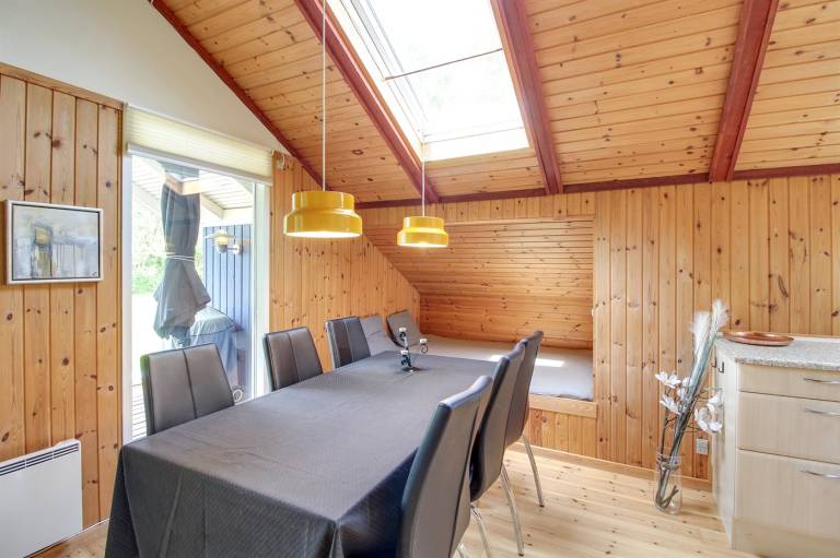 Lovely house with patio & hot tub | Pets allowed — photo 4