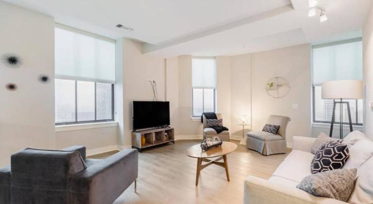 Charming rental apartment with pool | Pets are welcome — photo 2