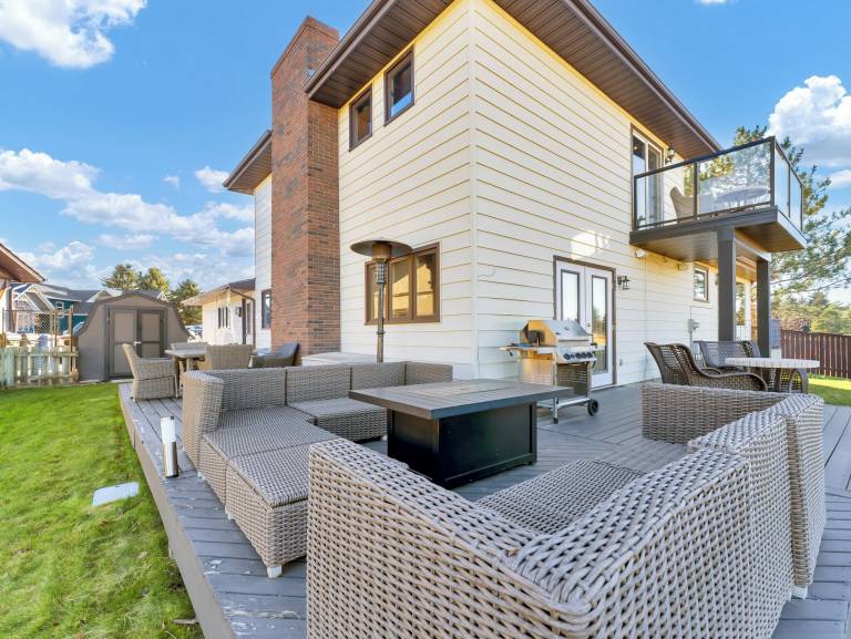 House Medicine Hat