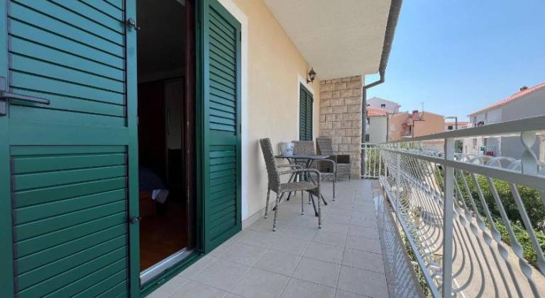 Rental apartment with 3 rooms for 6 persons — photo 3