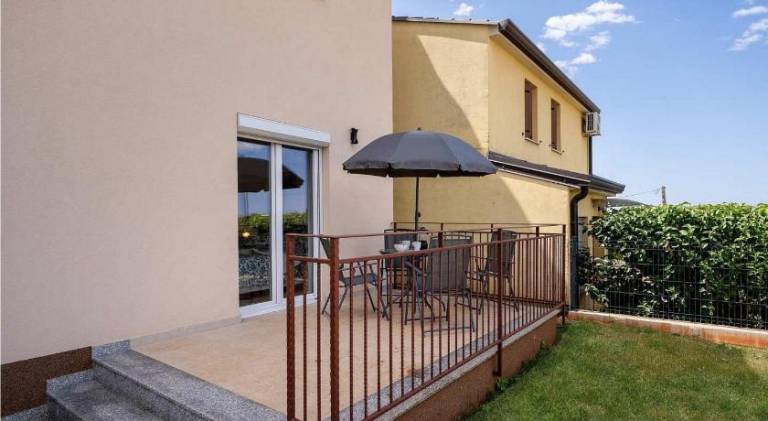 Apartment with 2 rooms for 4 persons — photo 4