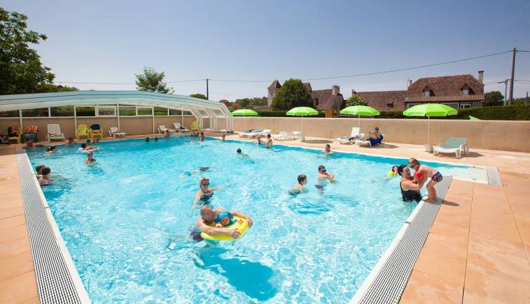 Family-oriented camping suite with pool & patio | Pet-friendly — photo 2