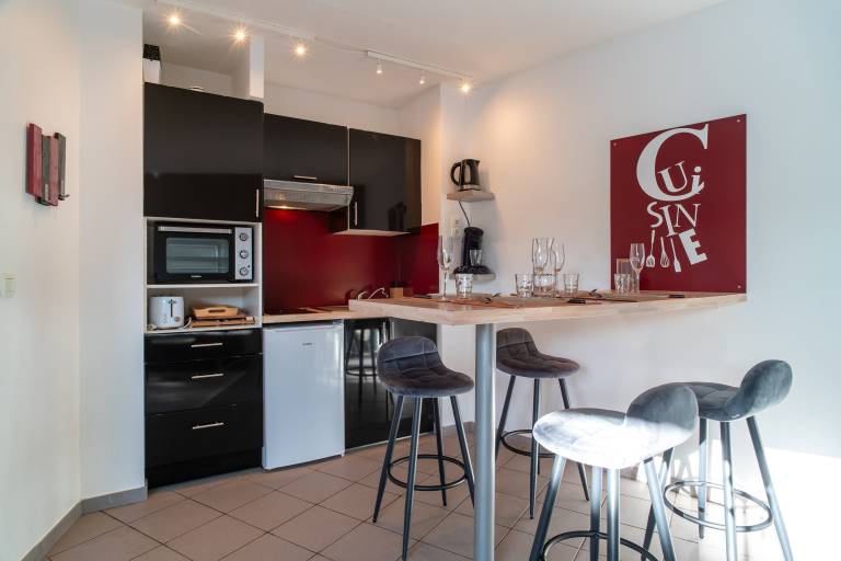 Family-oriented vacation home with barbecue, yard & patio | Dogs allowed — photo 2
