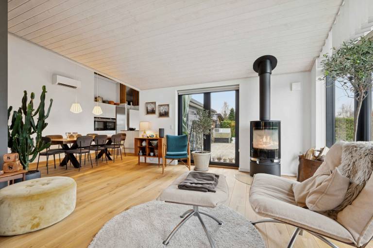 New holiday home close to the beach — photo 4
