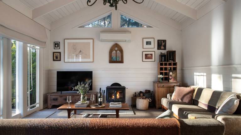 House  Hepburn Springs