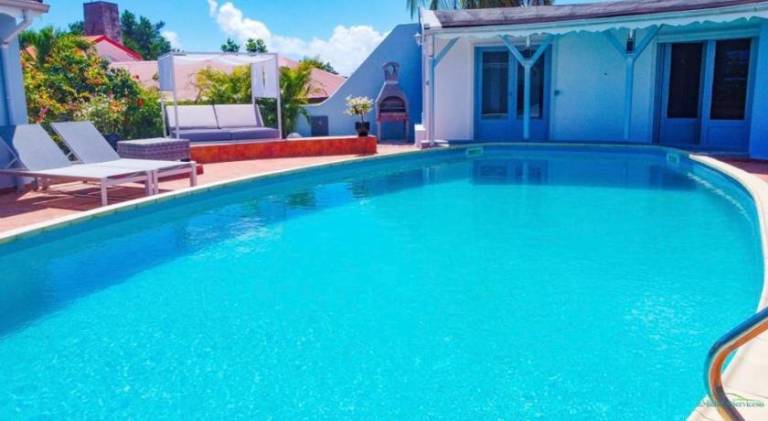 Villa with patio, barbeque & private pool — photo 3