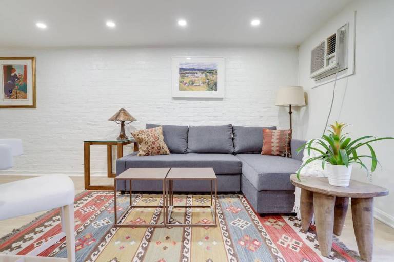 Apartment  Kingman Park