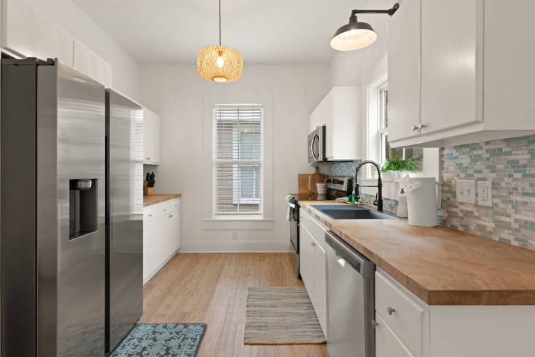 Vacation home with BBQ | City view — photo 4