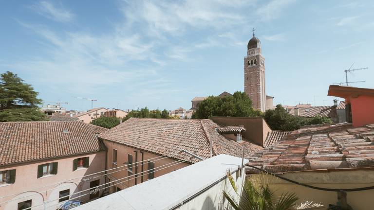 Rental apartment with terrace | City view — photo 3