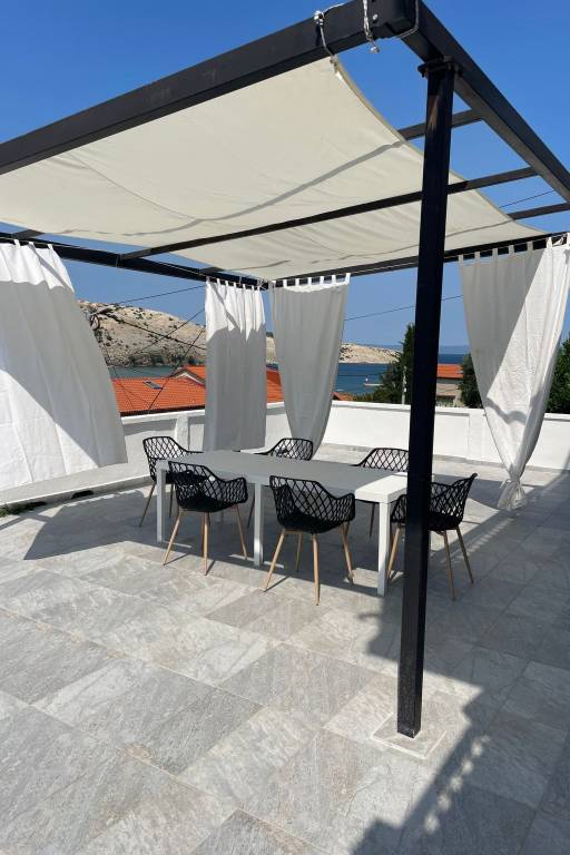 Lovely apartment with patio, yard & grill | Close to the beach | Dogs allowed — photo 5