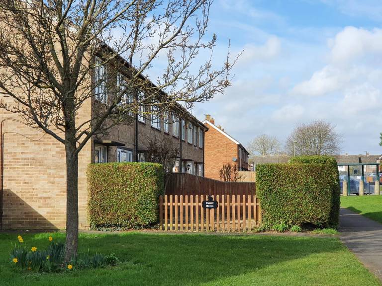 Fully equipped vacation home with yard | Perfect for remote work | Pet-friendly in Bicester