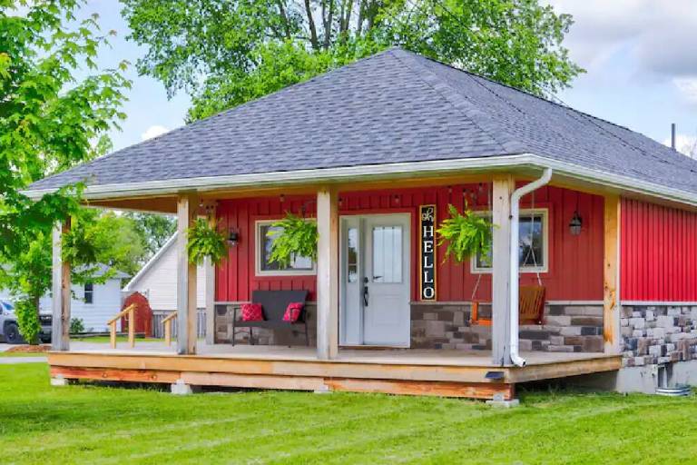 House  Fenelon Falls