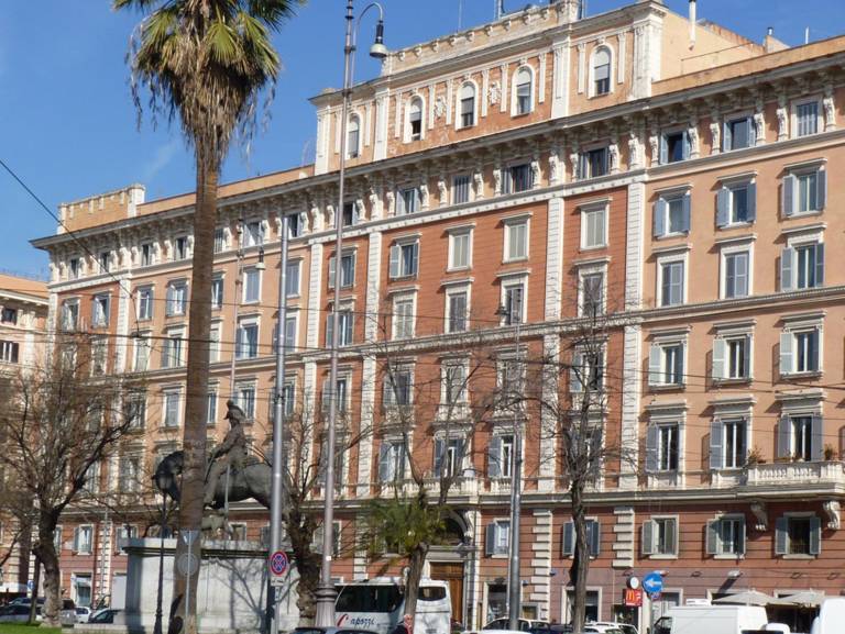 Apartment | Close to St. Peter's Basilica | Perfect for remote work | Pet-friendly — photo 3