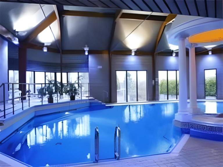 Glynhill Leisure Hotel & Conference Venue in Renfrew