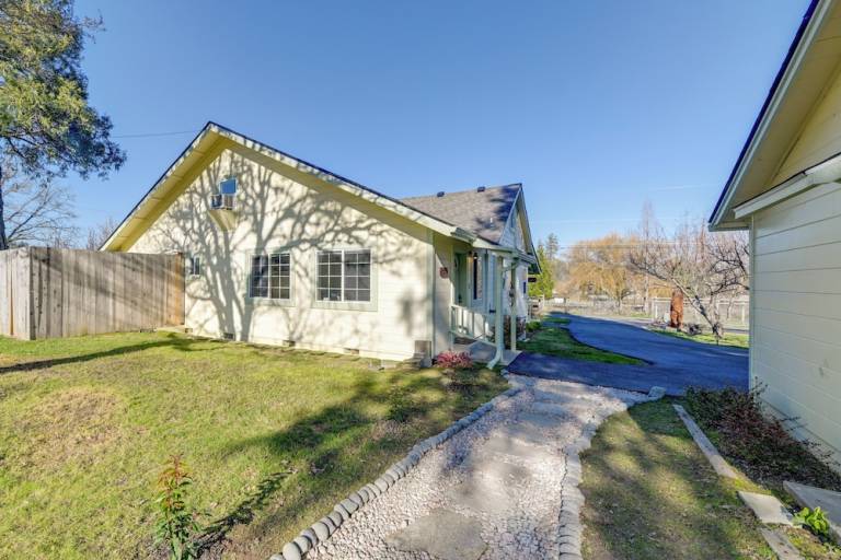 Cottage  Grants Pass