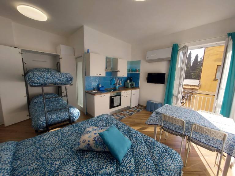 Child-friendly wonderful rental apartment with terrace | Next to the beach | Dogs allowed — photo 5