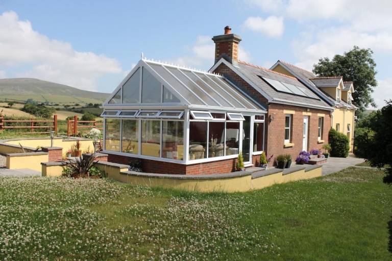 Bed and breakfast  Maenclochog