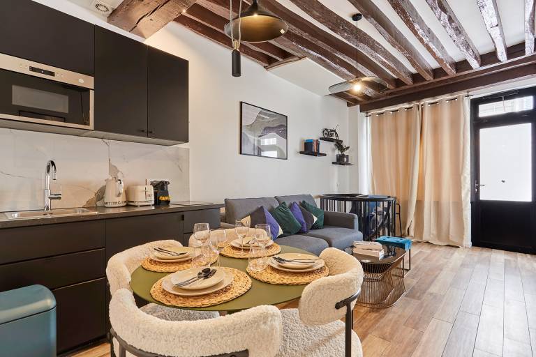 Duplex in the center of Paris