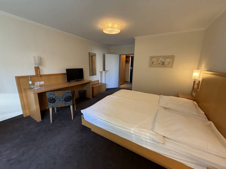 Doppelzimmer G&auml;stehaus