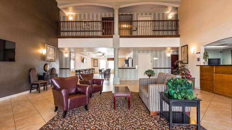 Best Western Plus Main Street Inn — photo 5