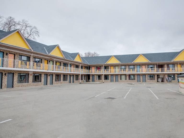 Motel  Niagara Falls