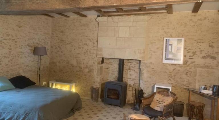 Une chambre a la campagne in Thouars