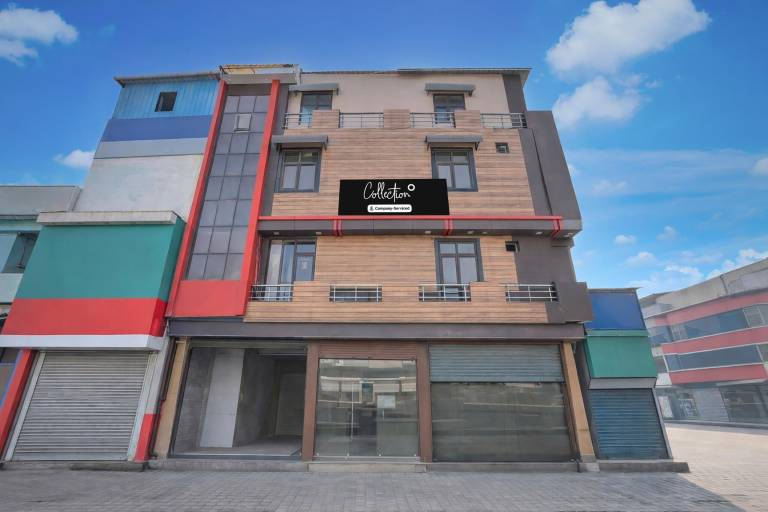 Collection O JK Temple Kanpur Formerly Yatika Inn