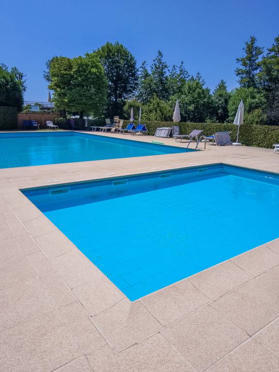 Fully equipped wonderful rental apartment with pool & BBQ | Garden view | Pets are welcome — photo 3
