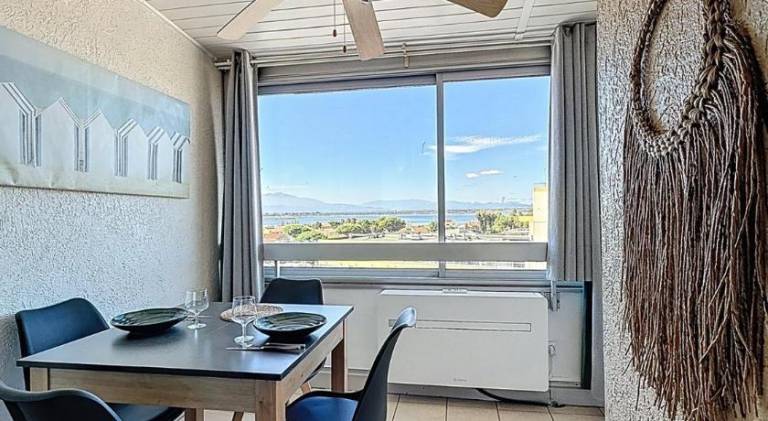 Apartment | Beach nearby | Pets are welcome — photo 3