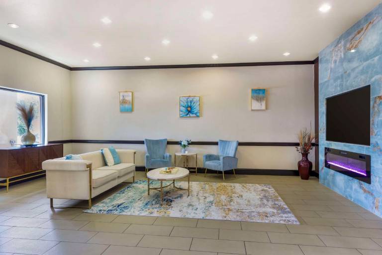Best Western Plus Texoma Hotel & Suites — photo 5