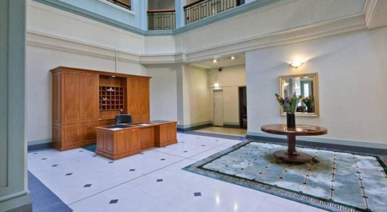 Location, Location, Loctation, AK CBD Harbour edge — photo 2