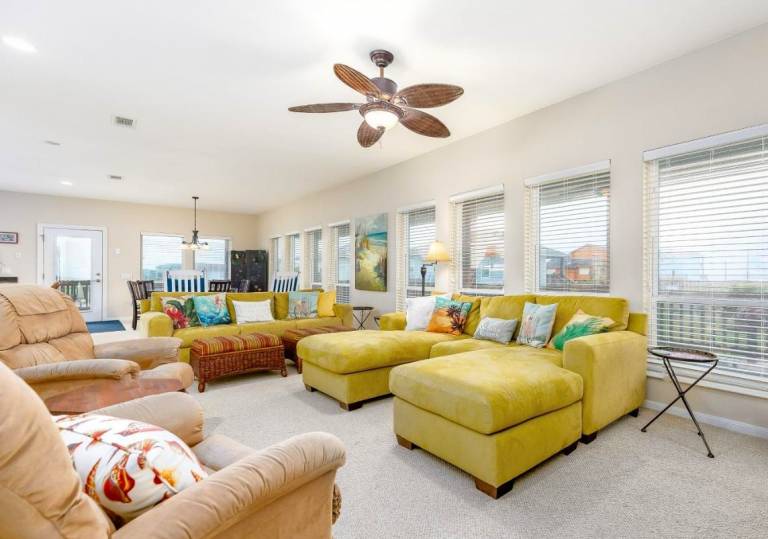 My Favorite Beach House — photo 3