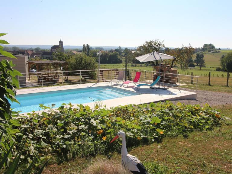 Charming wooden house with pool and pets allowed — photo 2