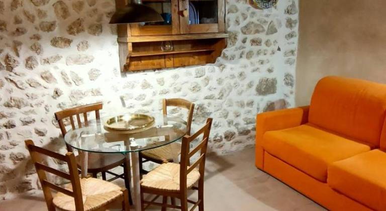 Apartment with terrace — photo 4