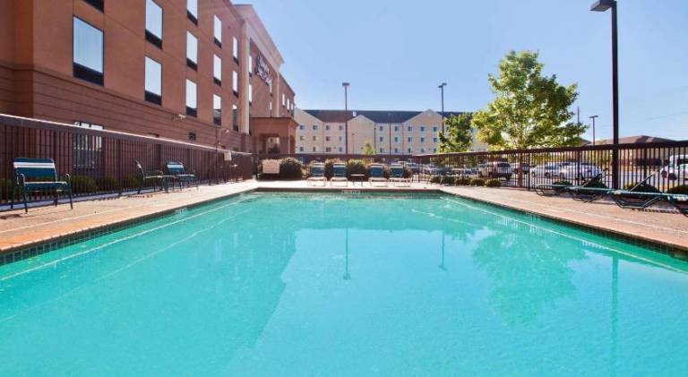 Hampton Inn & Suites Oxford-Anniston — photo 2