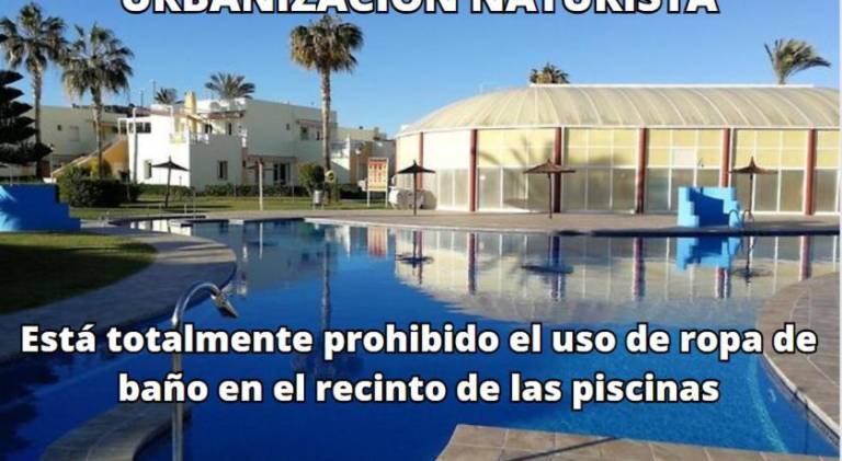 Rental apartment with pool in Playas