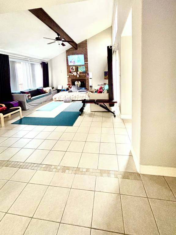 House  Bear Creek Village