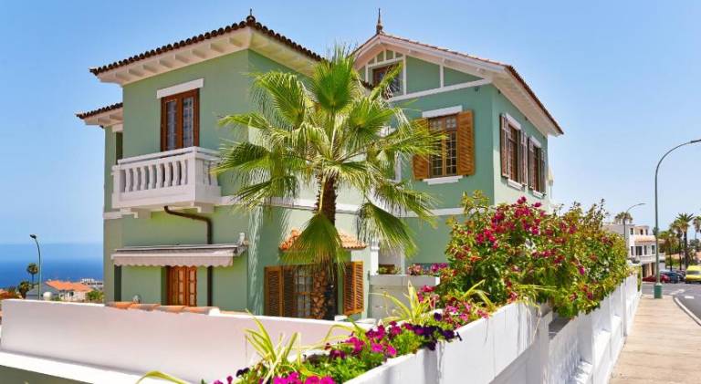 Rental apartment with yard & patio | Pets allowed in Santa Cruz de Tenerife