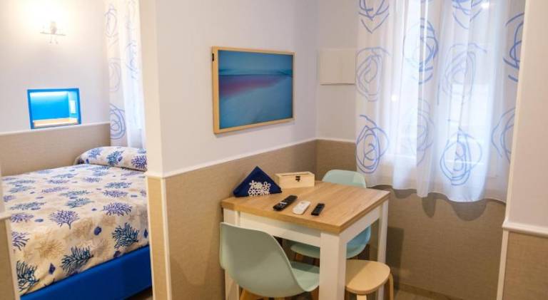 Rental apartment with 2 rooms for 5 persons — photo 2