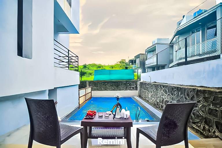 Big villa with pool, garden & BBQ | Good for workation | Pets are welcome in Khandala