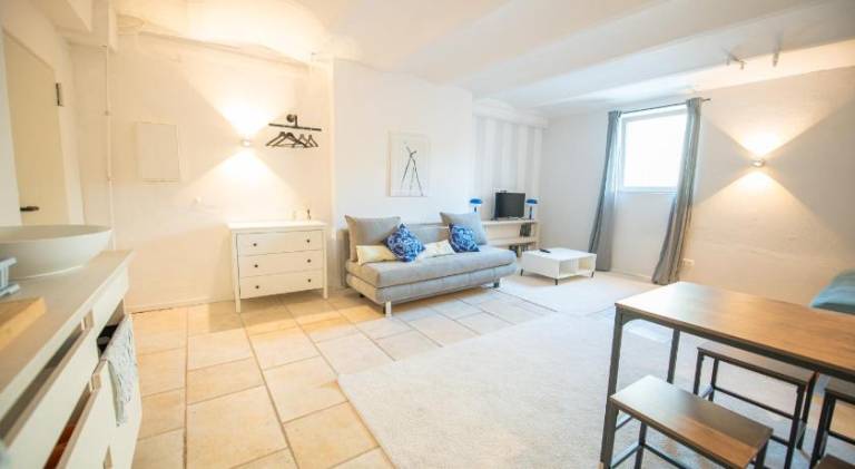 Apartment with 1 room for 4 persons — photo 4