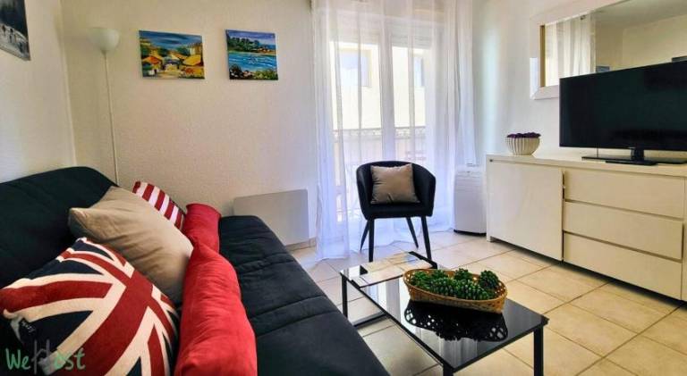 Holiday apartment | Next to Port Lympia | Good for workation — photo 2