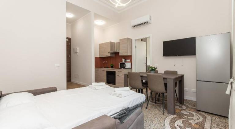 Rental apartment | Close to Piazza De Ferrari — photo 2