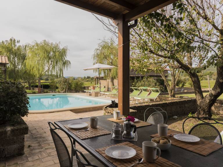 Rental apartment with garden, terrace & pool | Nature view — photo 3