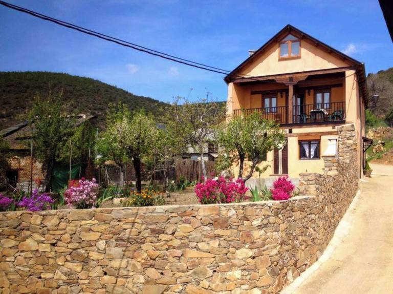 Casa Vega de Espinareda