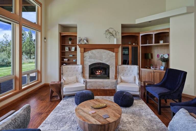 Dara Oaks - Quiet Family Retreat, Hot Tub, Basketball, Pickleball, Fire Pit, Games, Luxury Linens — photo 5