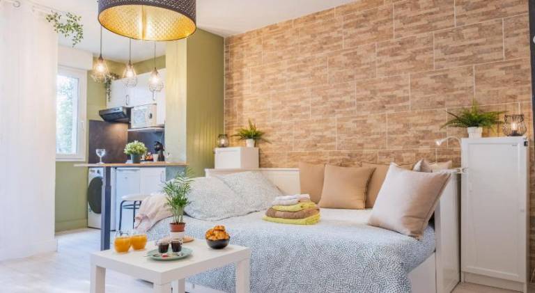 Les Elfes - avec entree autonome, clim neuve, jardin, parking prive & gourmandises offertes ! - — photo 3