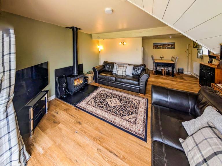 Children-friendly beautiful cottage with garden | Pets are welcome — photo 3
