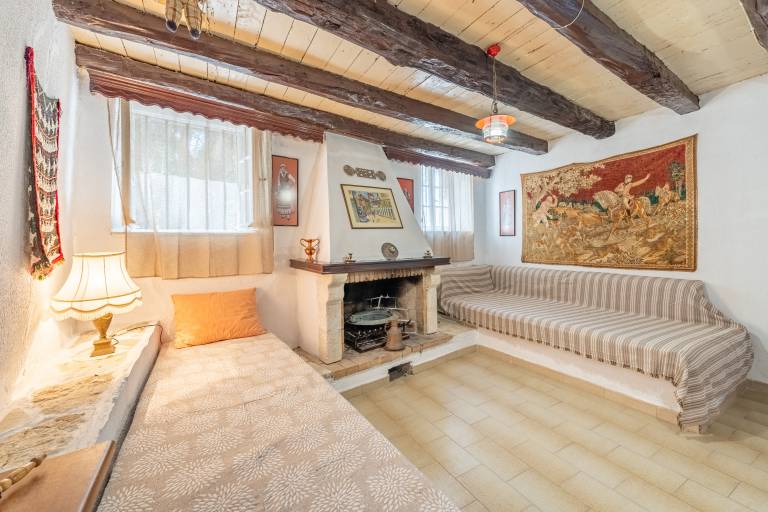 Holiday Home 'Priest's Traditional Mansion' with Sea View, Shared Terrace and Wi-Fi — photo 5